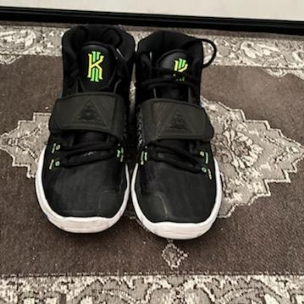 Kids nike basketball shoes